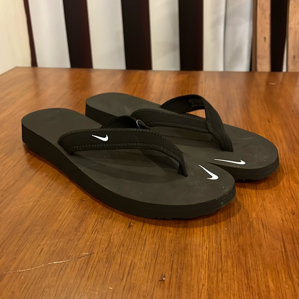 Nike Celso Girl Thong Flip Flops new sandals shoes 314870 011 black Womens sz 11